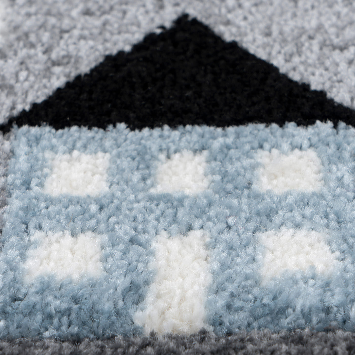 detaliu pufos covoras