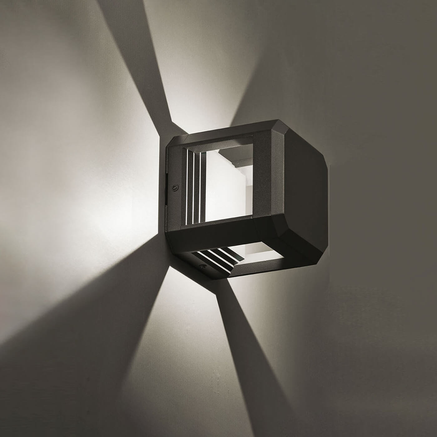 Aplica de exterior futurista BIOS gri inchis LED 13W pt balcon