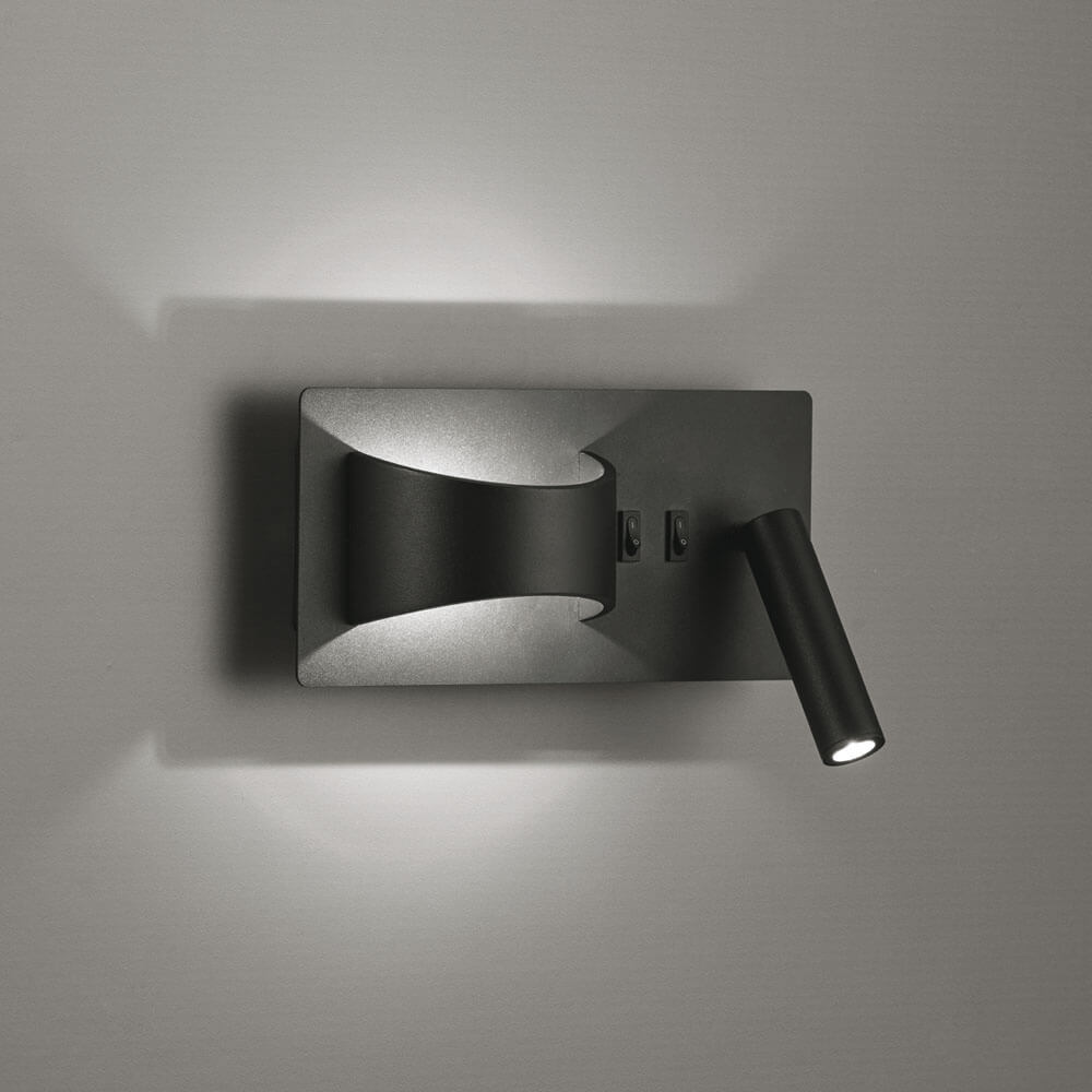 Cauti o aplica din metal neagra reglabila JAKE cu LED - pentru living sau dormitor, design modern, minimalist? Din colectia de lustre si corpuri de iluminat Domicilio