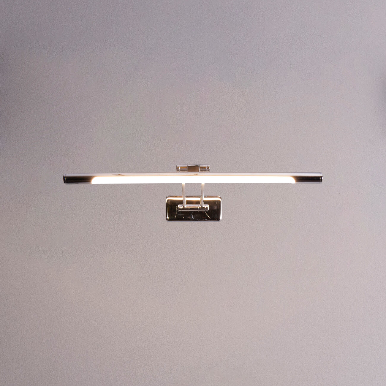 Aplice atipice pentru interior, grad de protectie IP20, corpul ONOZA S1 gri 8W 3000K este usor de integrat in dormitor, living sau camera de lucru. Lungime (cm) 50 Adancime (cm) 18,5 Inaltime (cm) 5,5 Culoare gri Material metal Sursa iluminat LED 8W 3000K Inclus da Grad de protectie IP20 Cod FX-3985-CH