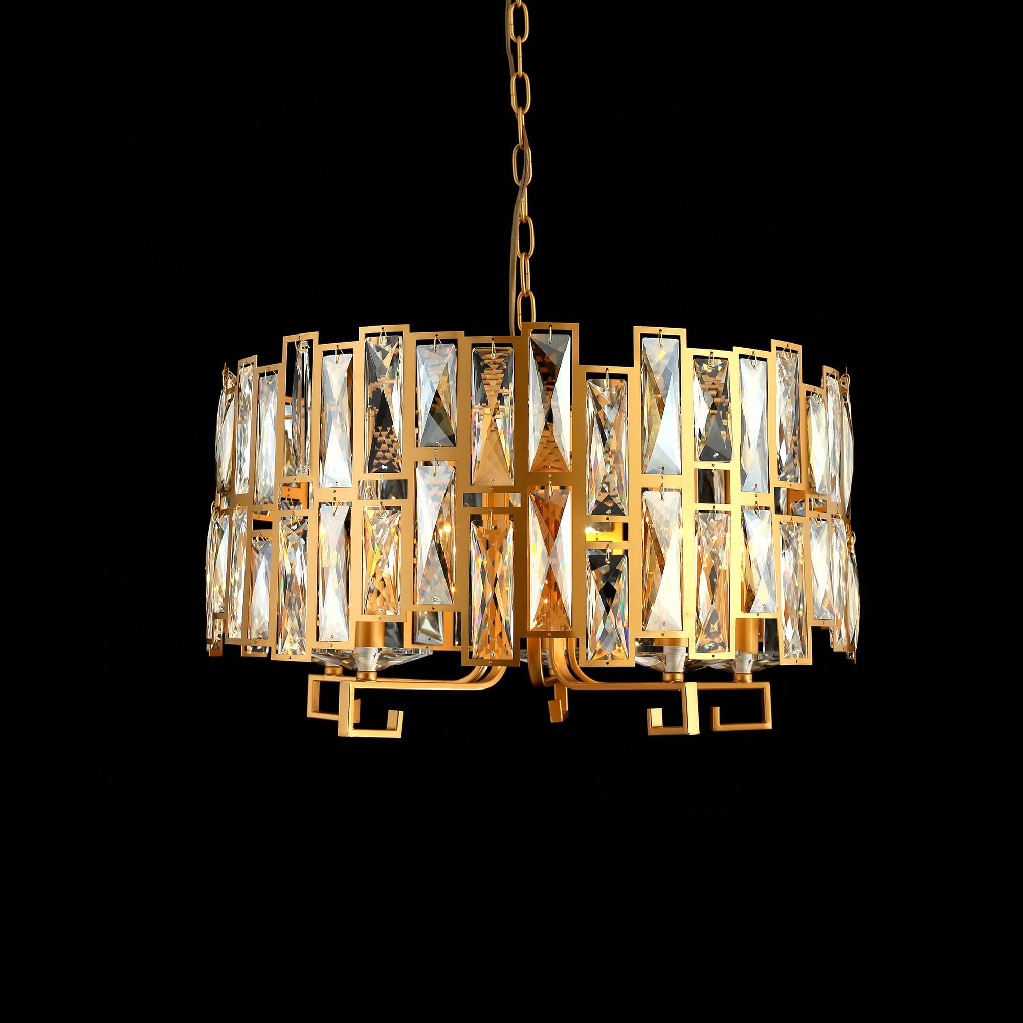 Cauti o lustra cu design modern pentru living, dormitor sau dining?