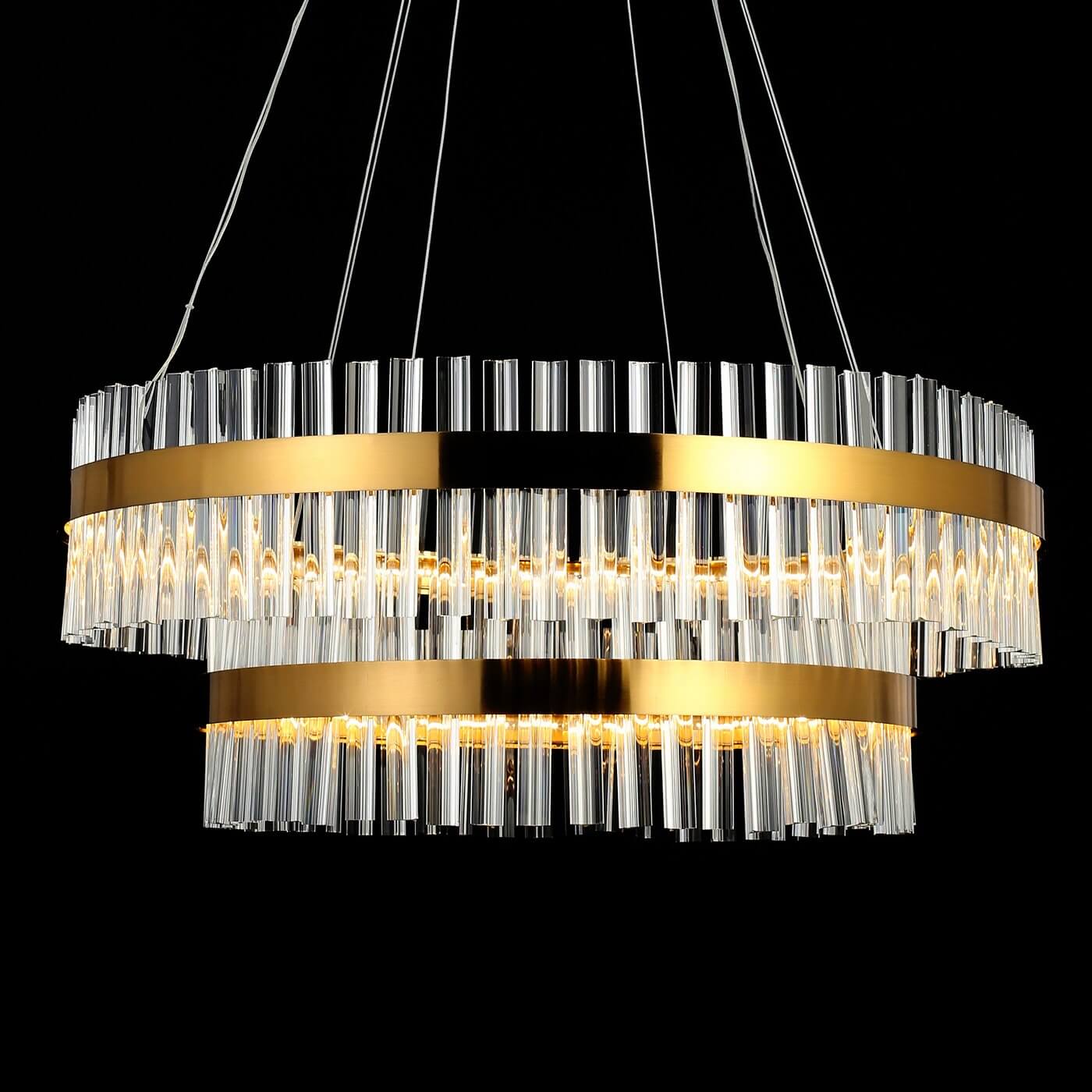 Cauti o lustra aurie cu LED din sticla? ROYAL S2 - Lampa suspendata din sticla si metal, design modern, luxos, impozant pentru living, dining sau dormitor. Cu un aspect relaxant, lampa suspendata ROYAL iti poate asigura starea de spirit pe care o cauti atunci cand ajungi acasa dupa o zi obositoare de munca. Cu o combinatie de metal si sticla aceasta lampa rotunda poate sa-ti serveasca atat in camera de zi cat si in bucatarie. Adaug-o in cosul tau de cumparaturi si bucura-te de alegerea ta!