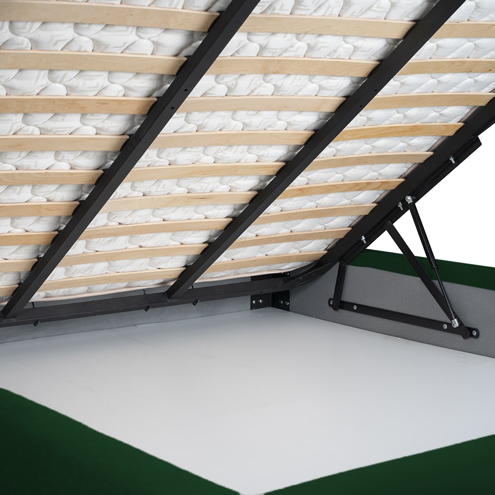 Domicilio Pat tapitat verde inchis cu lada de depozitare