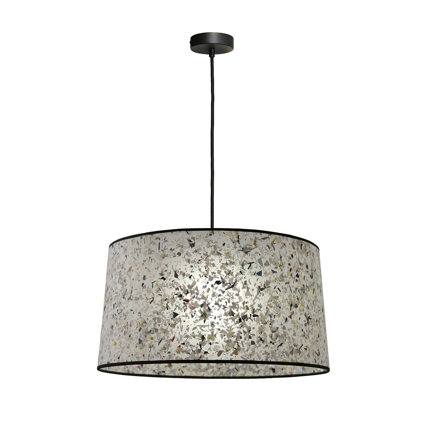 Cauti un pendul MOZAIKA S1 cu abajur textil, design modern, pentru living, dining sau dormitor din colectia de lustre si candelabre Domicilio?