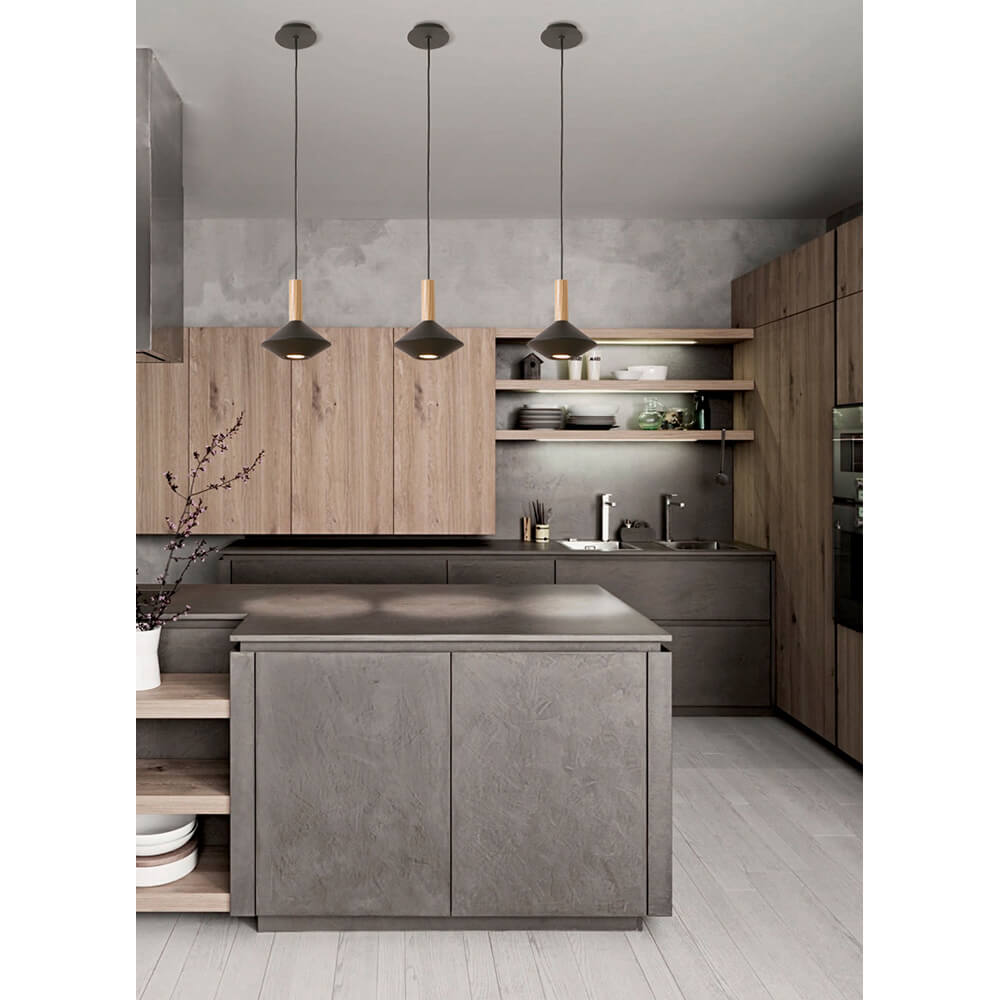 Cauti un pendul negru KONA din metal si lemn, design modern, norvegian, pentru living, dining sau dormitor din colectia de lustre si candelabre Domicilio?