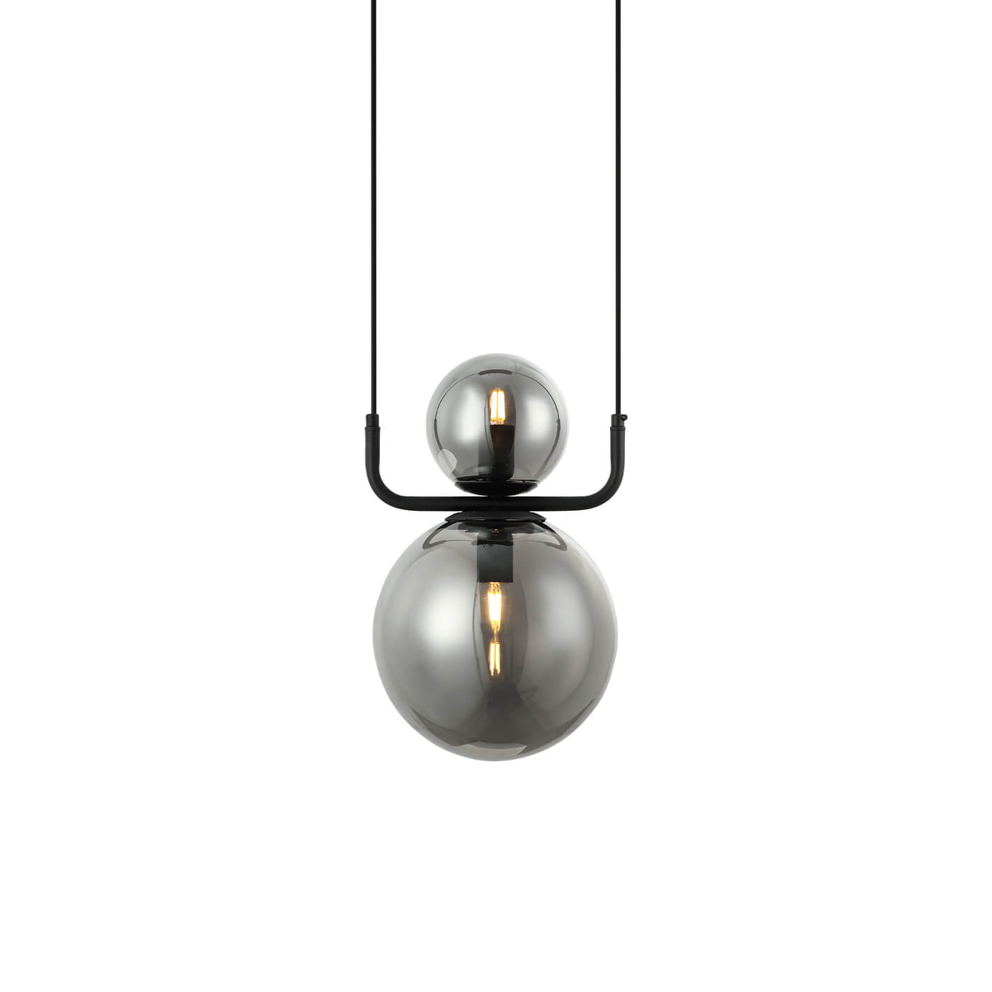 Cauti un pendul negru MIRA cu globuri de sticla, design elegant, modern, pentru living, dining sau dormitor din colectia de lustre si candelabre Domicilio?