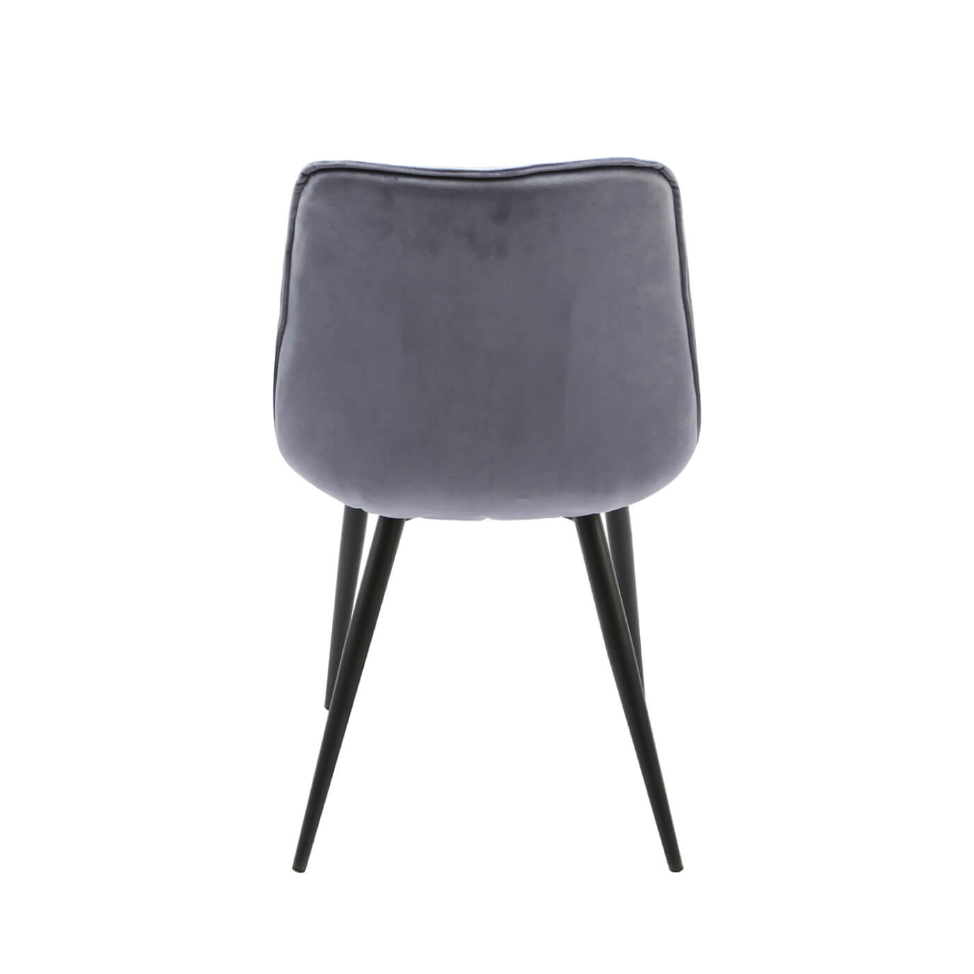 Detaliile din tapiteria acestuia ii evidentiaza designul elegant, aducand un plus stilistic.