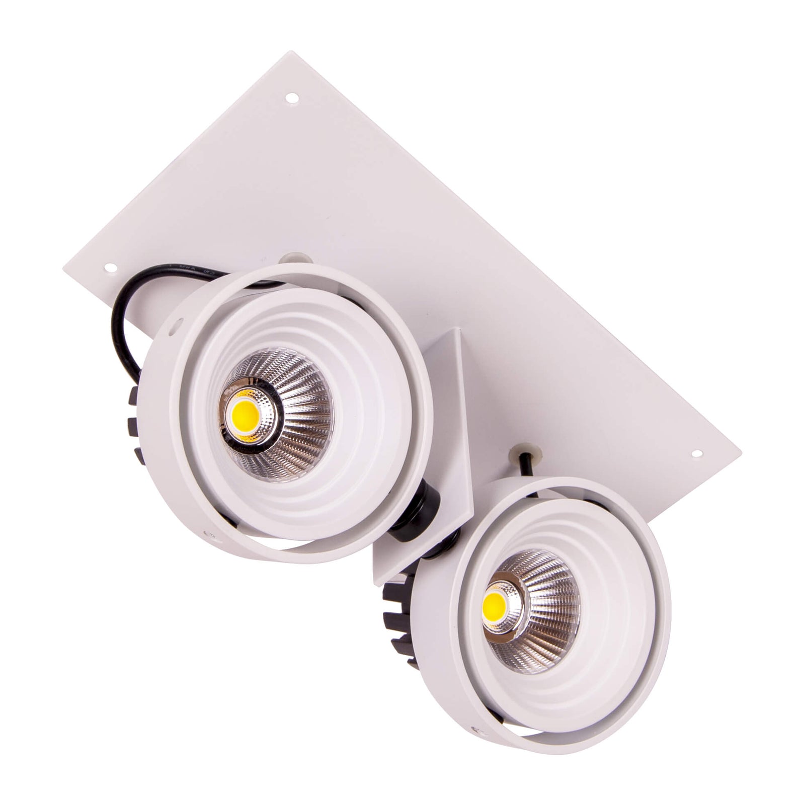 Pentru un interior in stil minimalist, unde predomina albul si lumina, spotul DOUBLE este alegerea ideala care sa completeze perfect spatiul vostru. Spotul este realizata din metal si are un design care aduce un plus de autenticitate. Fiind o piesa versatila poate fi cu usurinta inclusa si in alte idei de amenajare, aducand atat un plus de lumina, cat si de stil.