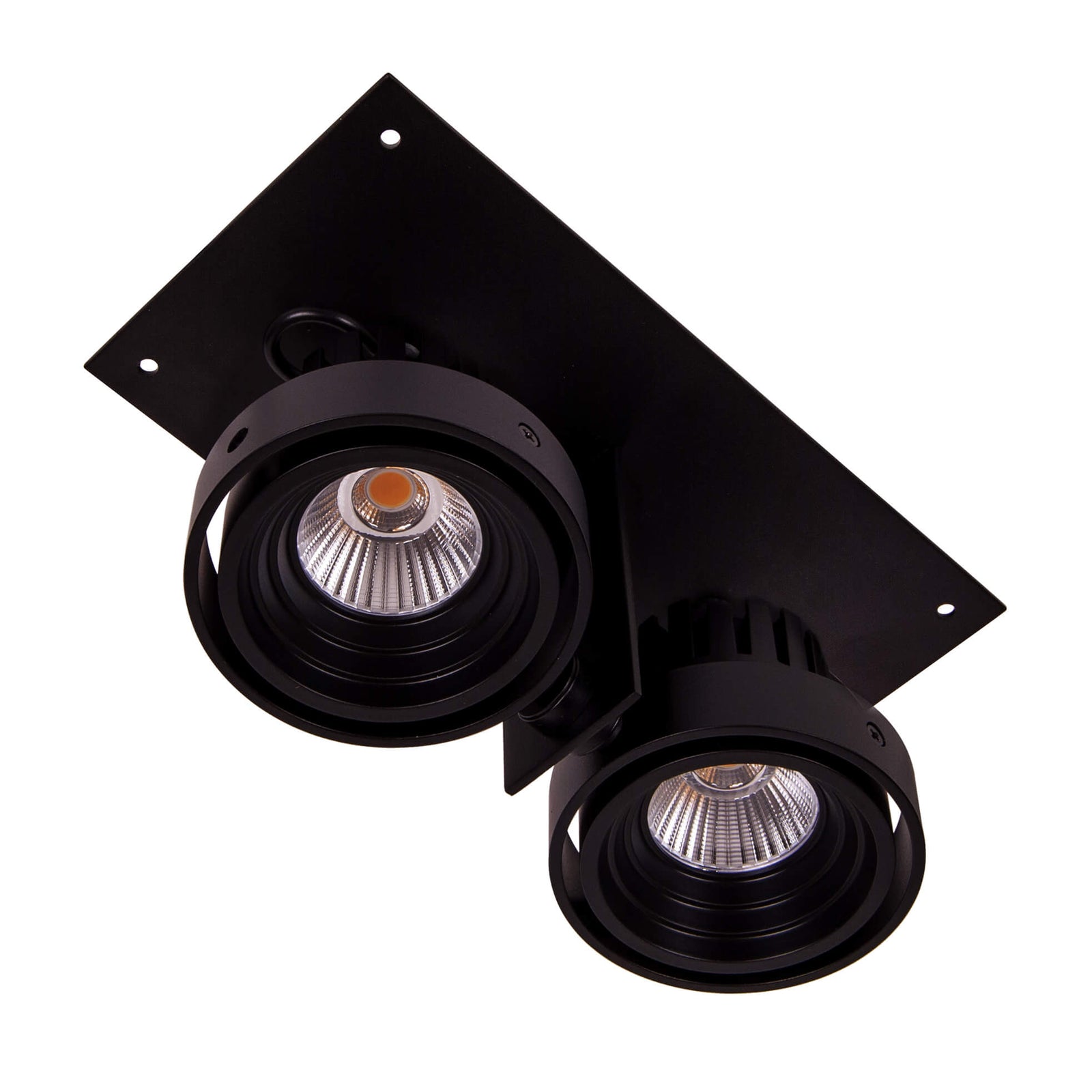 Spoturi duble pentru tavan, funcționează cu LED si pot ilumina obiecte expuse in galerii de arta, evenimente, muzee. 