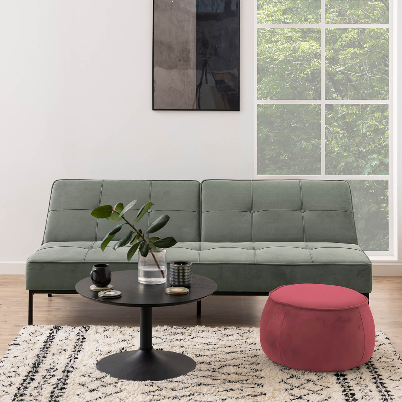 Cauti un taburet pufos roz corai, design elegant, ideal pentru orice camera?