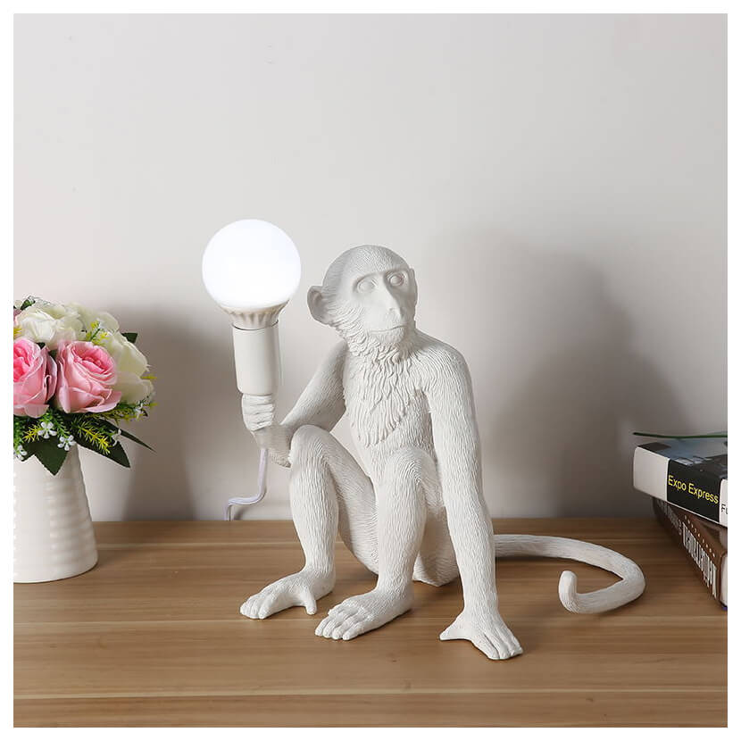 Veioza alba KIKI - Corp iluminat modern