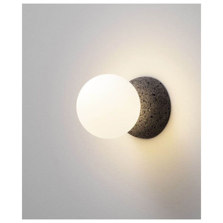 Aplica DARKO debordeaza de stil si personalitate. 