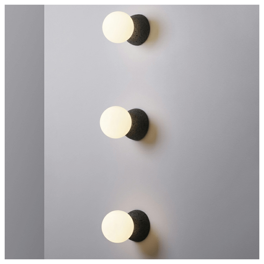 Aplica DARKO debordeaza de stil si personalitate. Aplica reprezinta alegerea perfecta pentru spatiile moderne, pe care le lumineaza eficient si le decoreaza cu bun gust. 