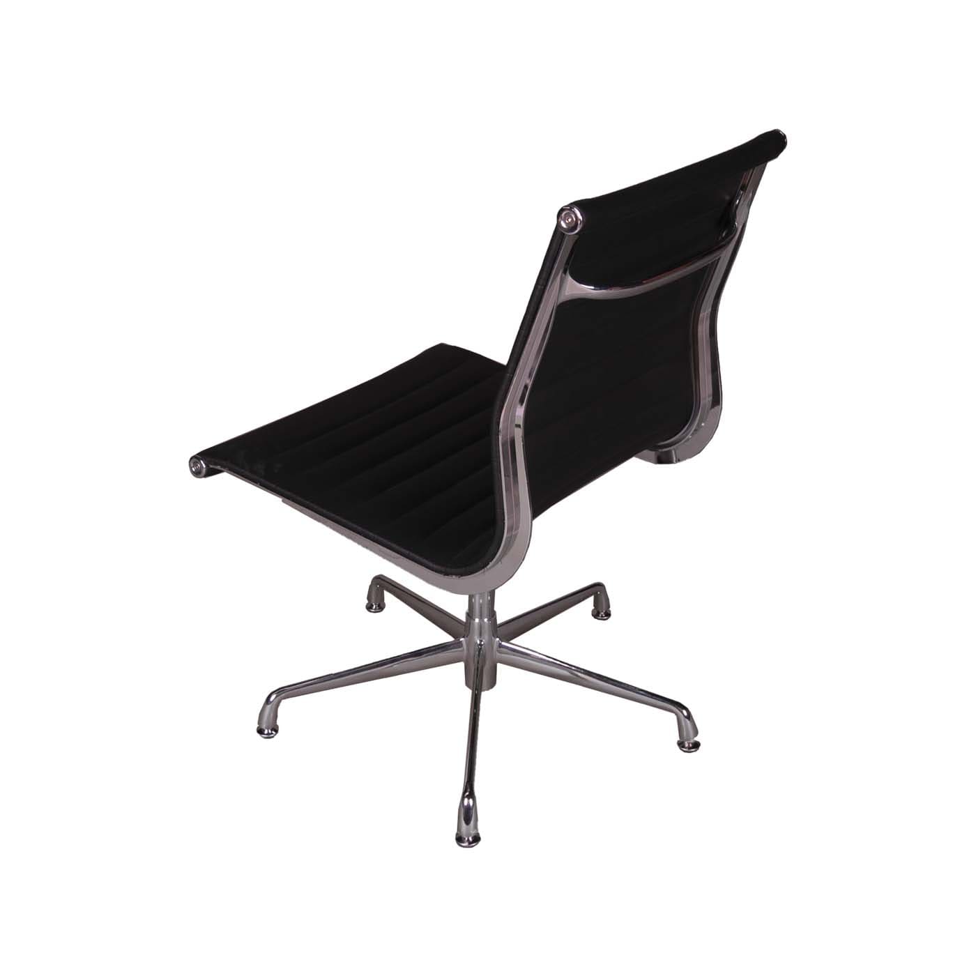 scaun simplu piele negru