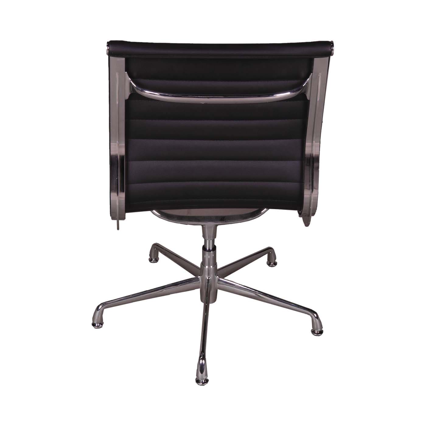 scaun simplu piele negru